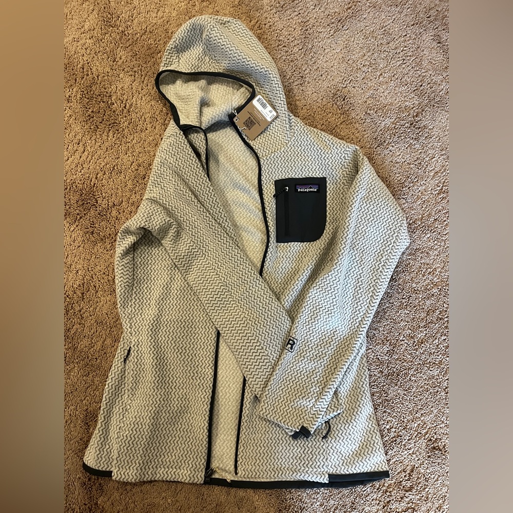 Patagonia women’s R1 air full-zip hoodie, Color: Wool white, Size: large